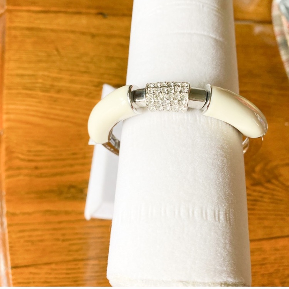 Lia Sophia Stretch Bracelet